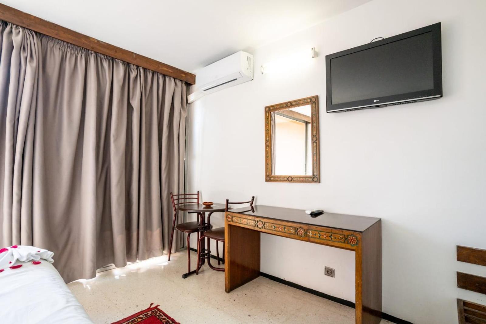 Hotel Le Grand Imilchil Marrakesh Ngoại thất bức ảnh